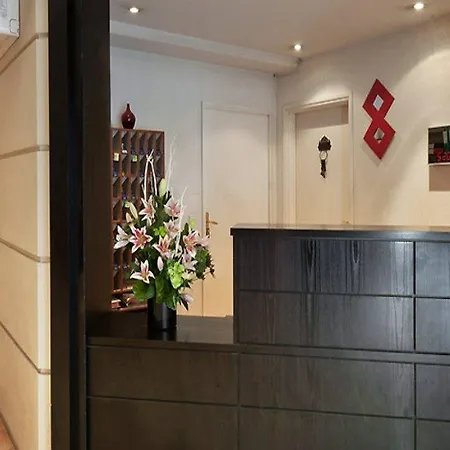 Adagio Access Garibaldi Aparthotel 2*