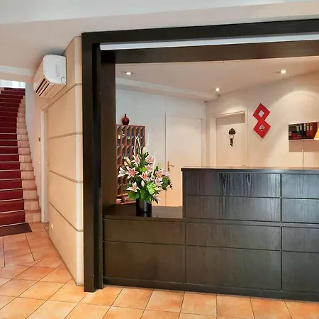 Adagio Access Garibaldi Aparthotel 2*